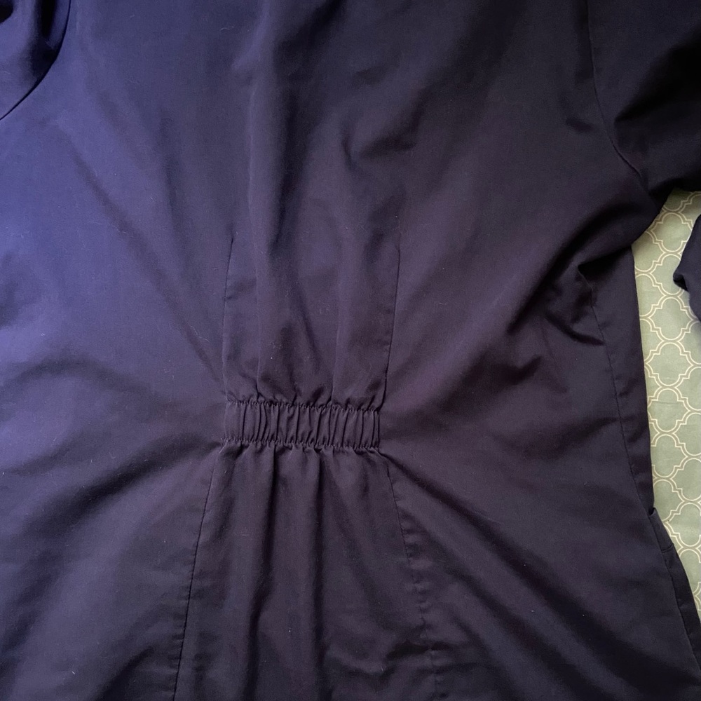 Scrub Set - Picture 2 of 3